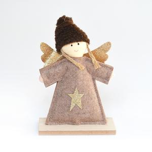 Anjel filcový s čiapočkou
