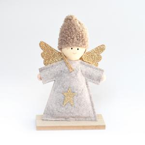 Anjel filcový s čiapočkou